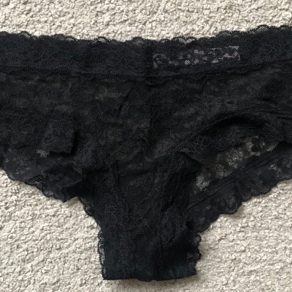Victoria’s Secret Cheeky Panties. - Picture 2 of 2